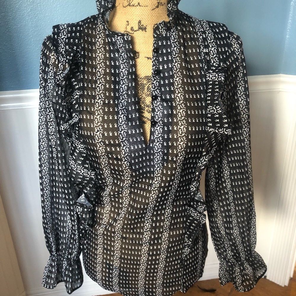 Brand new beautiful black and white blouse
